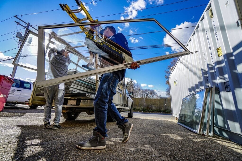 glass work, workers, carrying glass